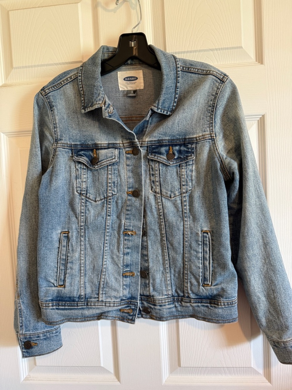 Old Navy Light Wash Denim Jacket for Women